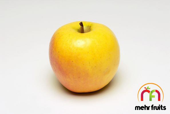 The Wholesale Price of Yellow Apple Fruit