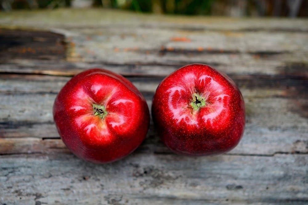 Buy Red Apple | Selling All Types of Red Apple At a Reasonable Price